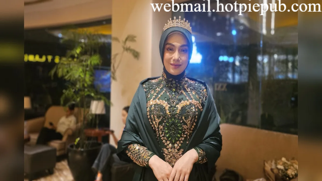 Celine Evangelista Ungkap Doanya saat Jalani Ibadah Umrah Bersama Anak-anak